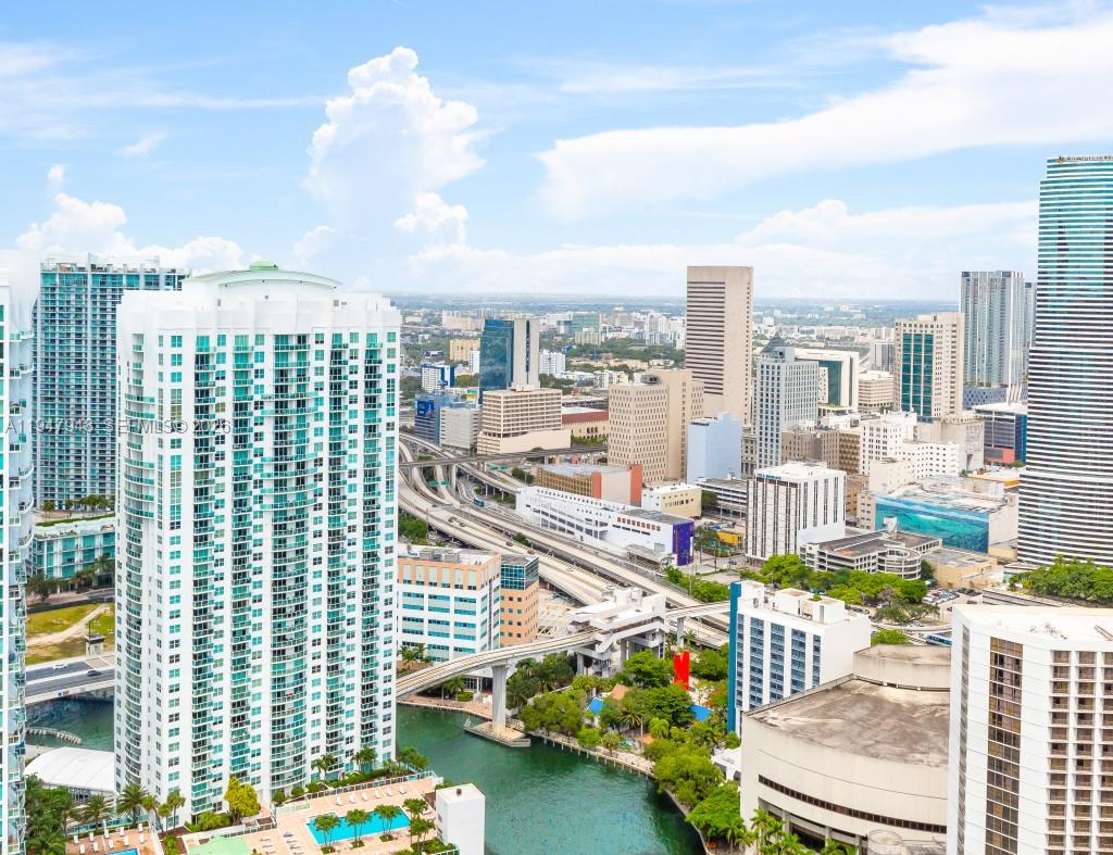ICON BRICKELL CONDO NO 3 - Residential
