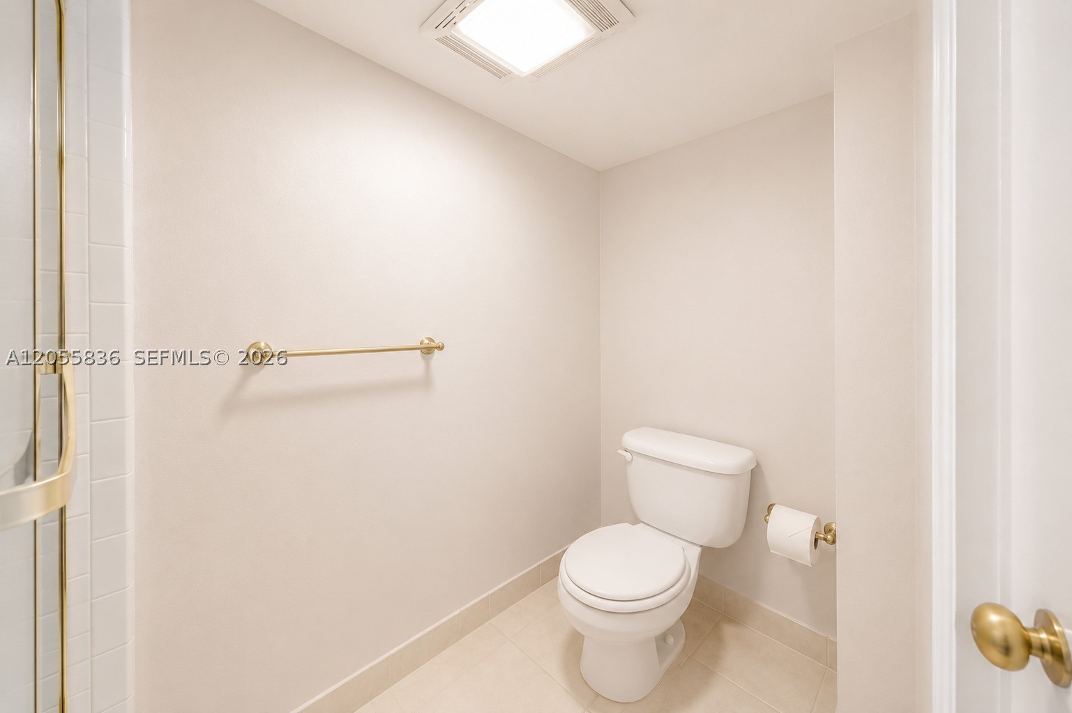 CHRISTOPHER HOUSE CONDO A - Residential Lease