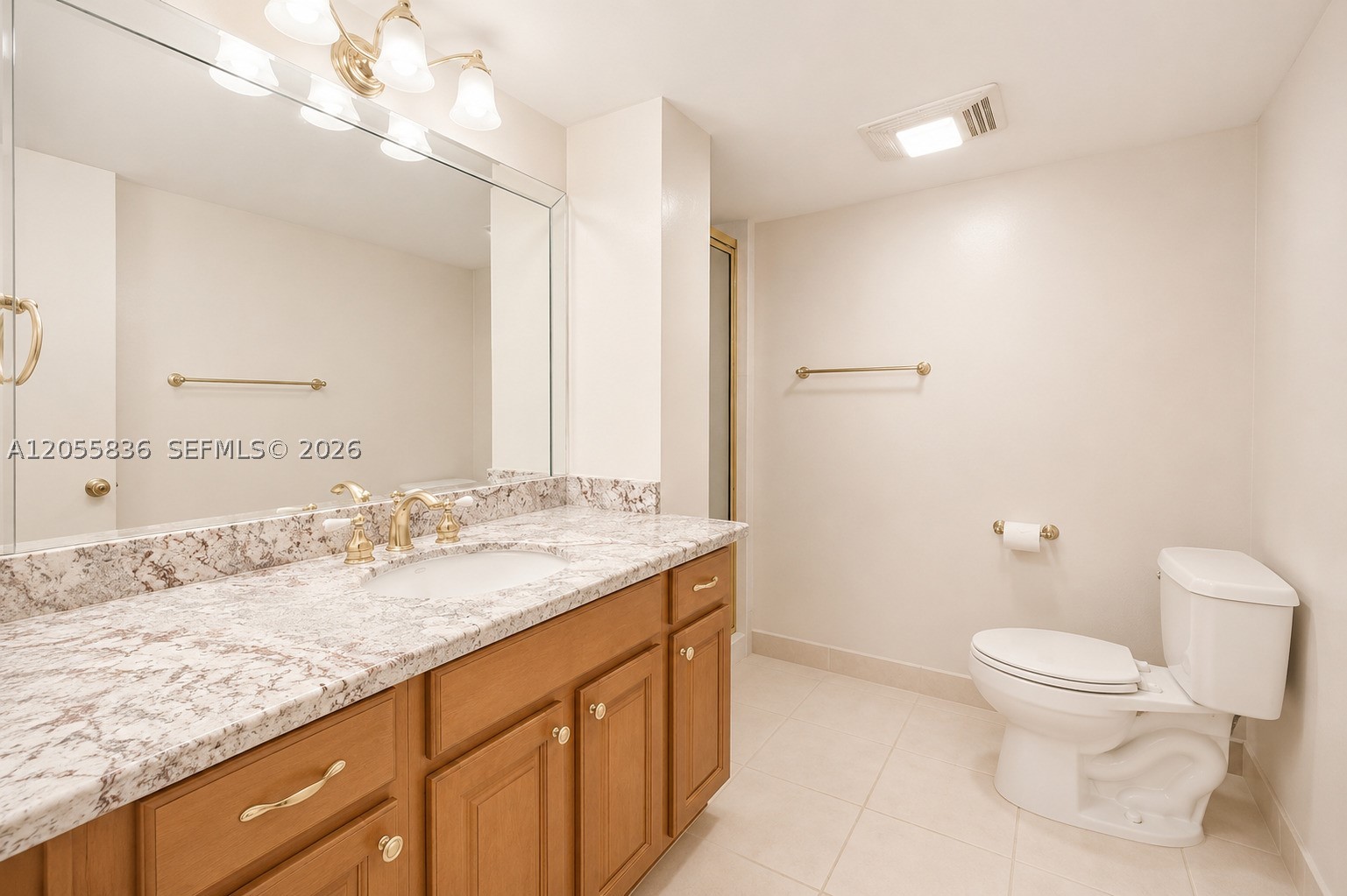 CHRISTOPHER HOUSE CONDO A - Residential Lease