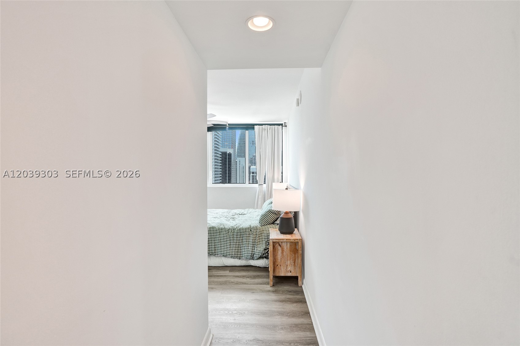 VIZCAYNE NORTH CONDO - Residential