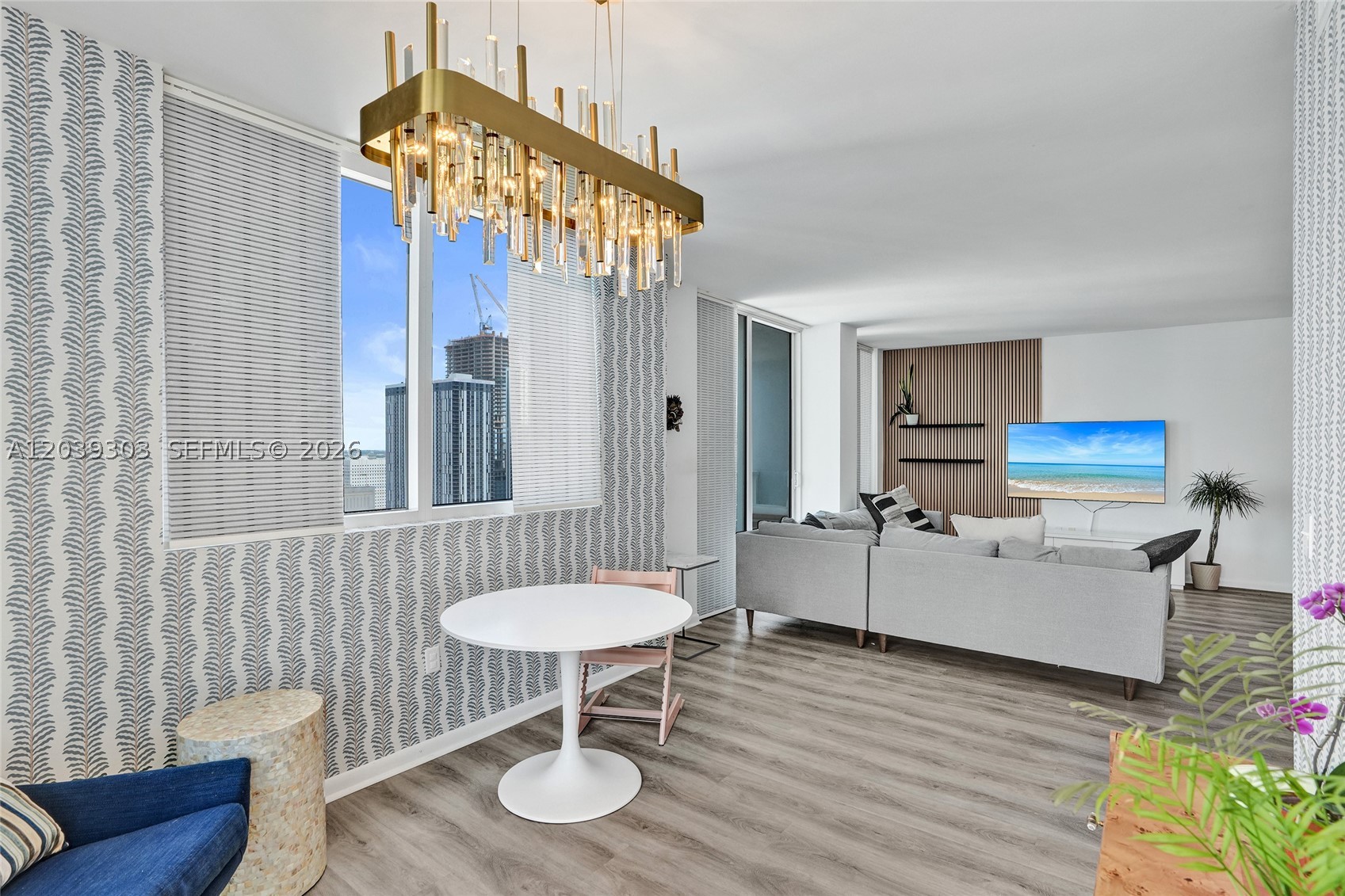 VIZCAYNE NORTH CONDO - Residential