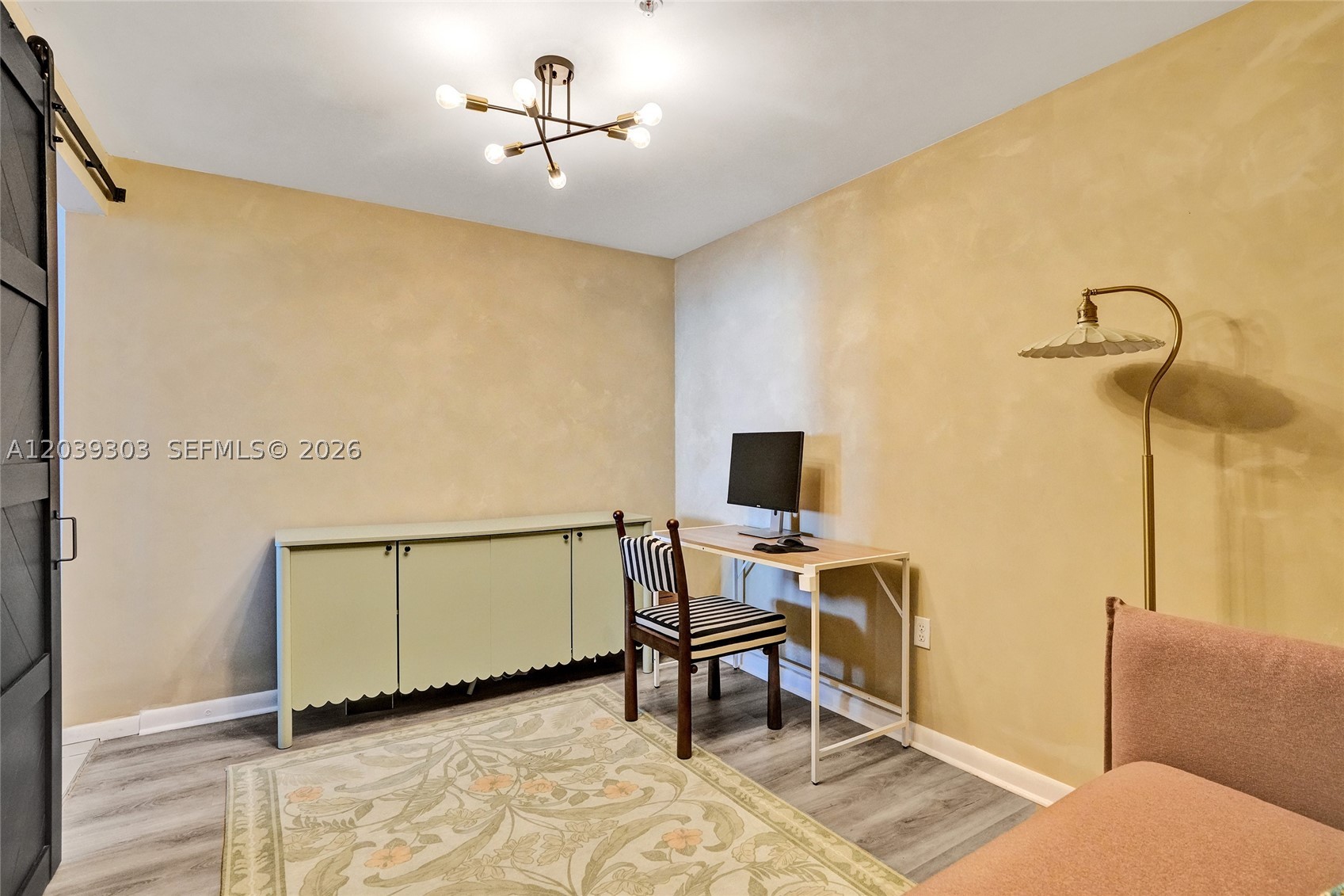 VIZCAYNE NORTH CONDO - Residential