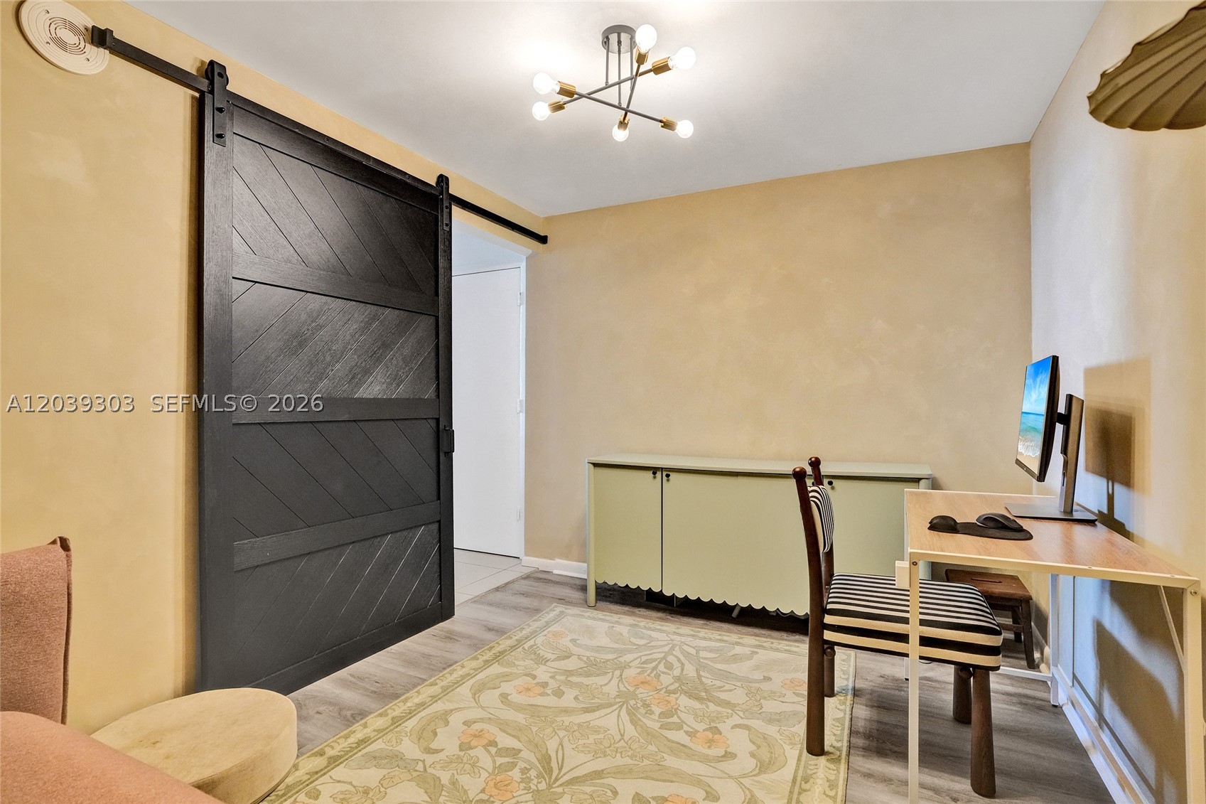 VIZCAYNE NORTH CONDO - Residential