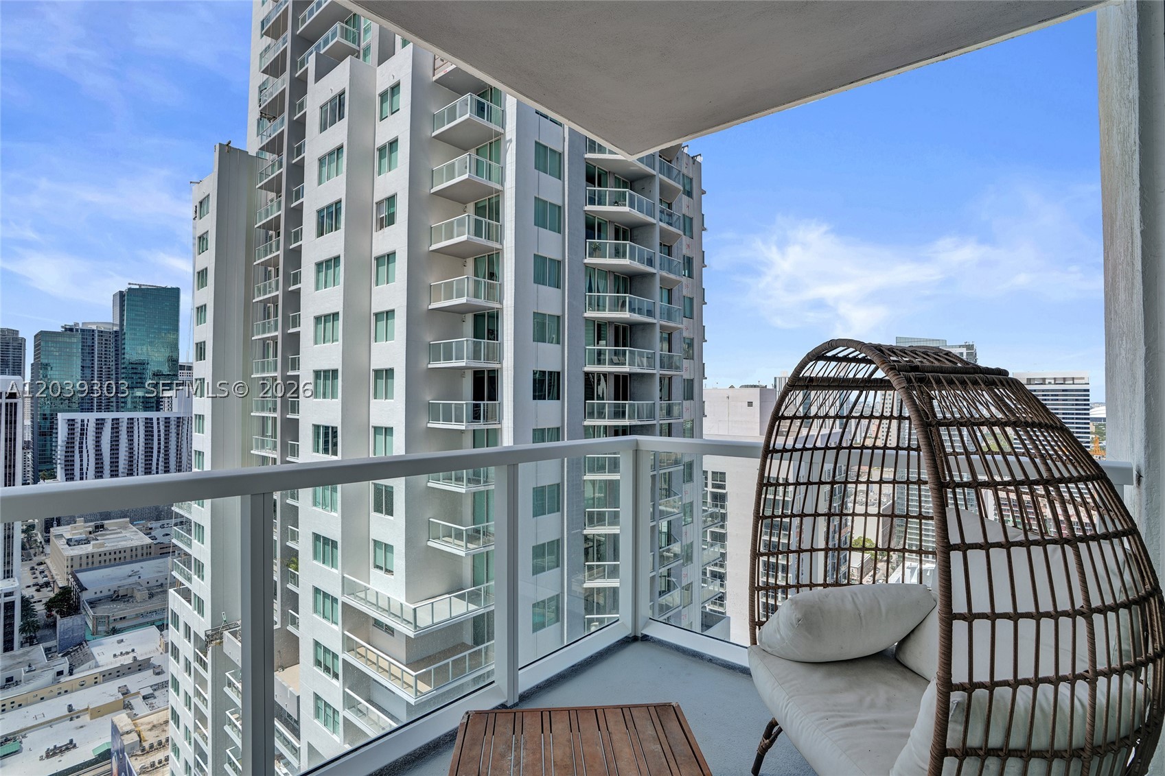 VIZCAYNE NORTH CONDO - Residential