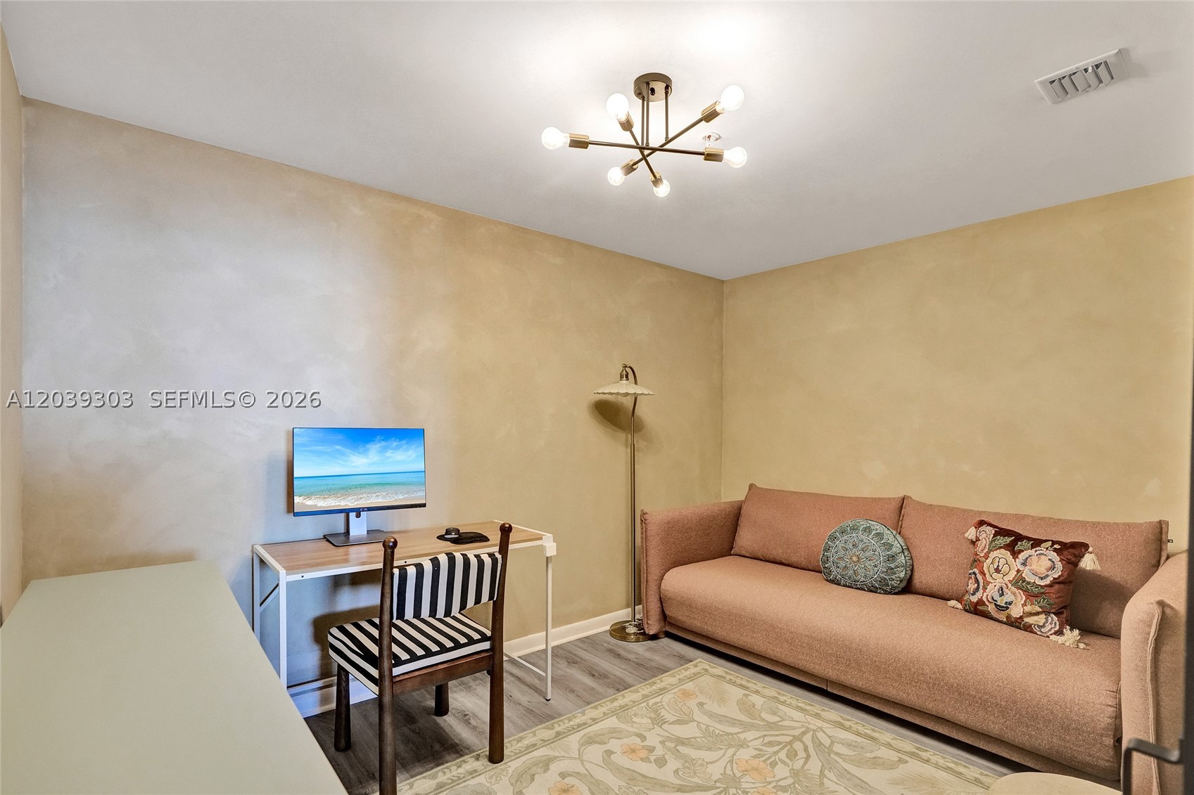 VIZCAYNE NORTH CONDO - Residential