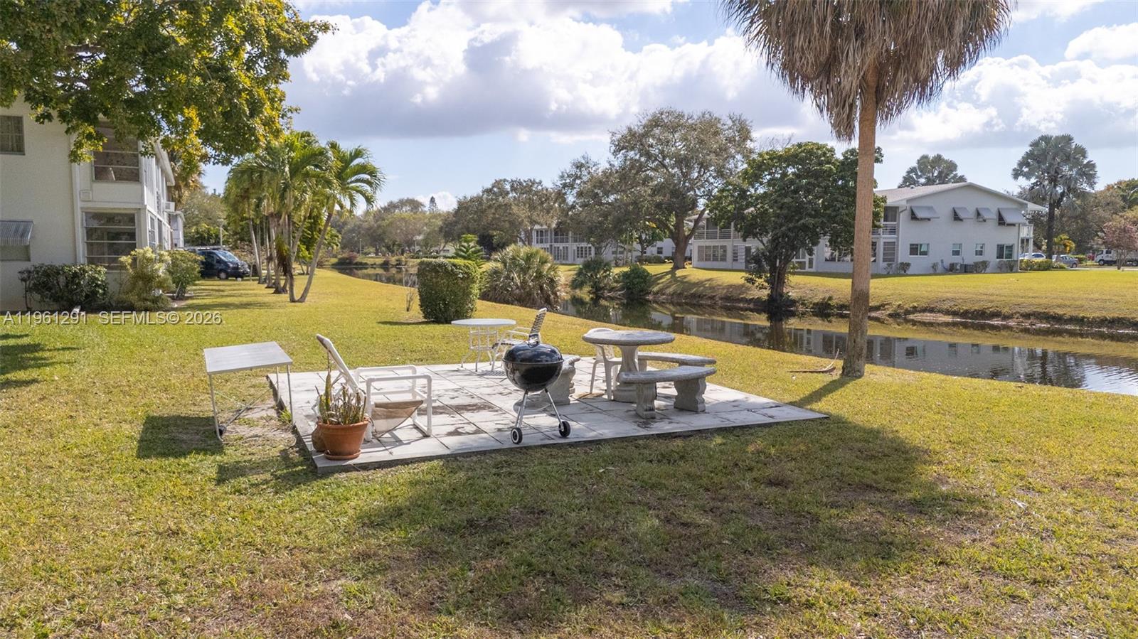 TILFORD O CONDO - Residential
