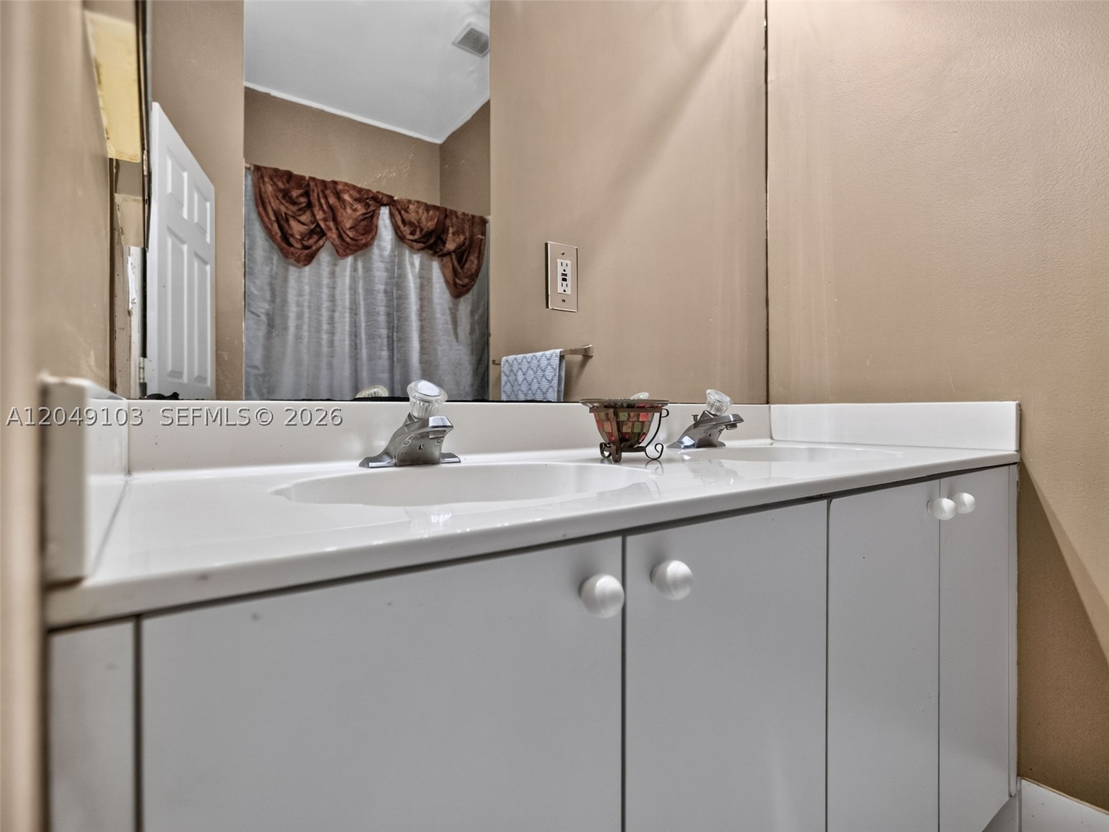 Estates of Pembroke Shores - Residential