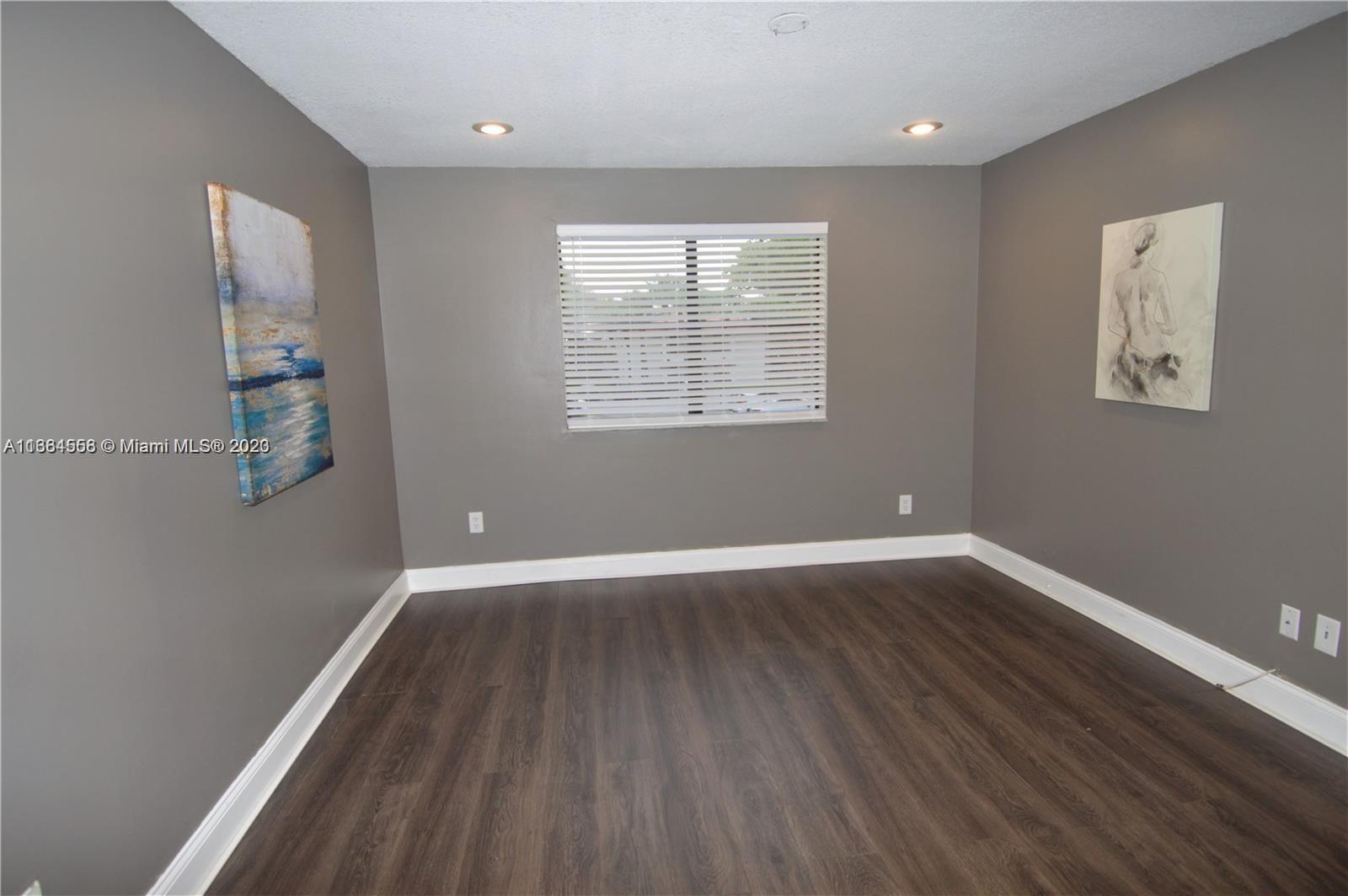 HOLLYWOOD PARC CONDOMINIU - Residential Lease