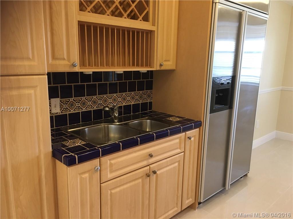 Vanderbilt Park Amd Place - Residential Lease