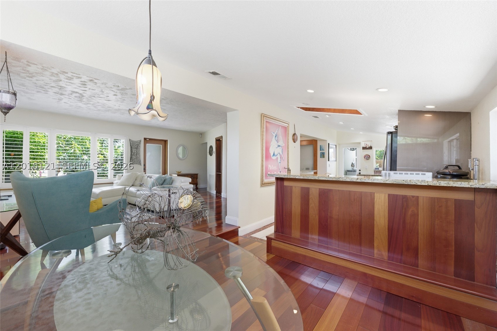LAUDERDALE VILLAS - Residential