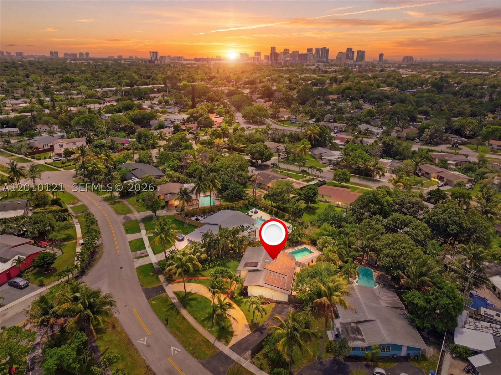LAUDERDALE VILLAS - Residential