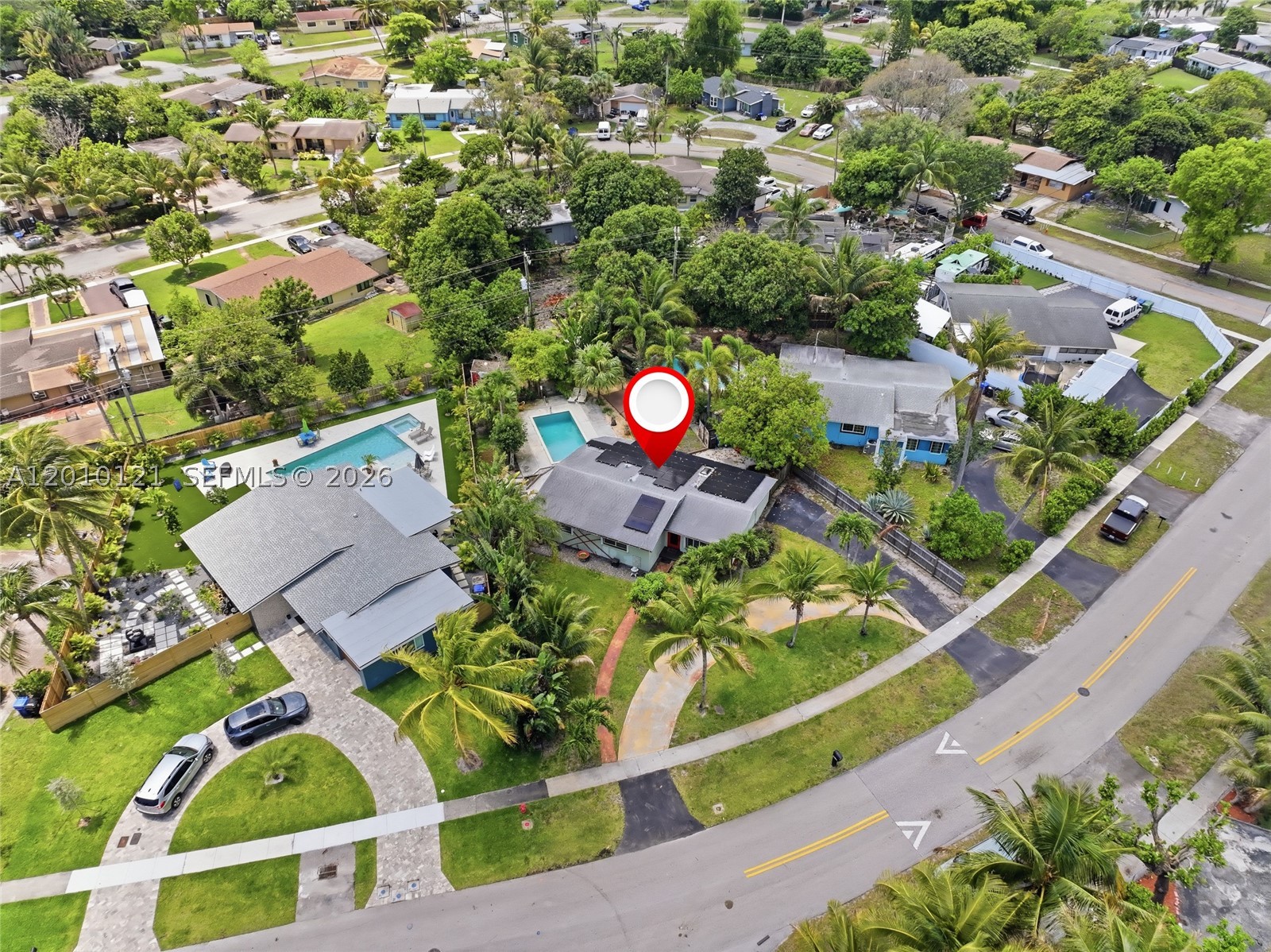 LAUDERDALE VILLAS - Residential