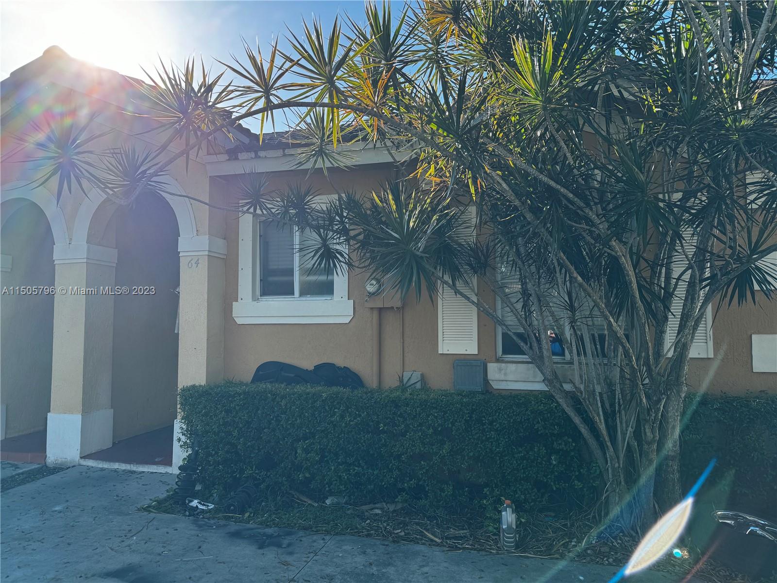 MOWRY VILLAS - Residential
