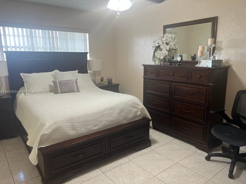 2ND ADDN TO PALM SPRINGS - Residential