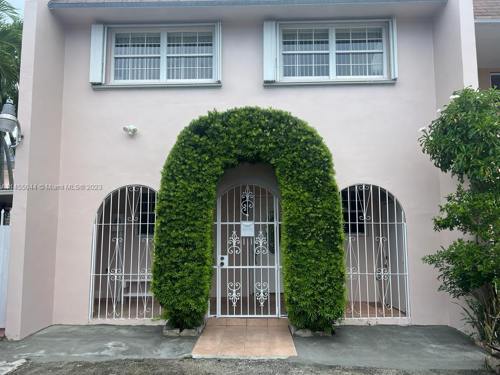 2ND ADDN TO PALM SPRINGS - Residential
