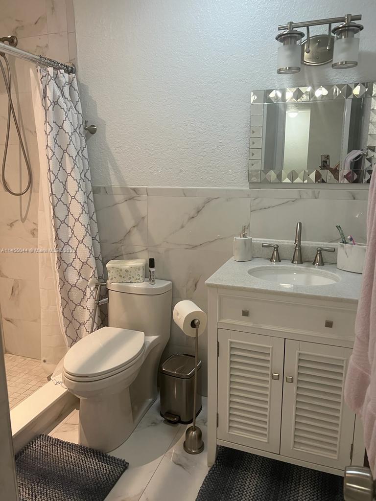 2ND ADDN TO PALM SPRINGS - Residential