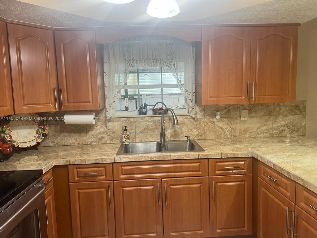 2ND ADDN TO PALM SPRINGS - Residential