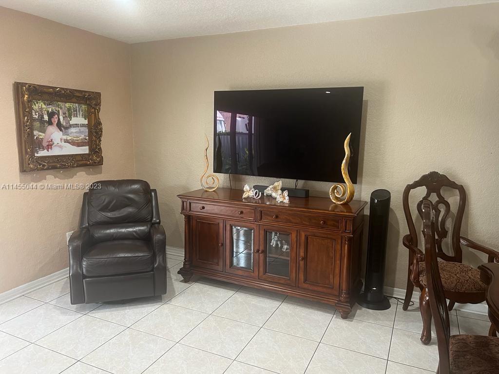2ND ADDN TO PALM SPRINGS - Residential