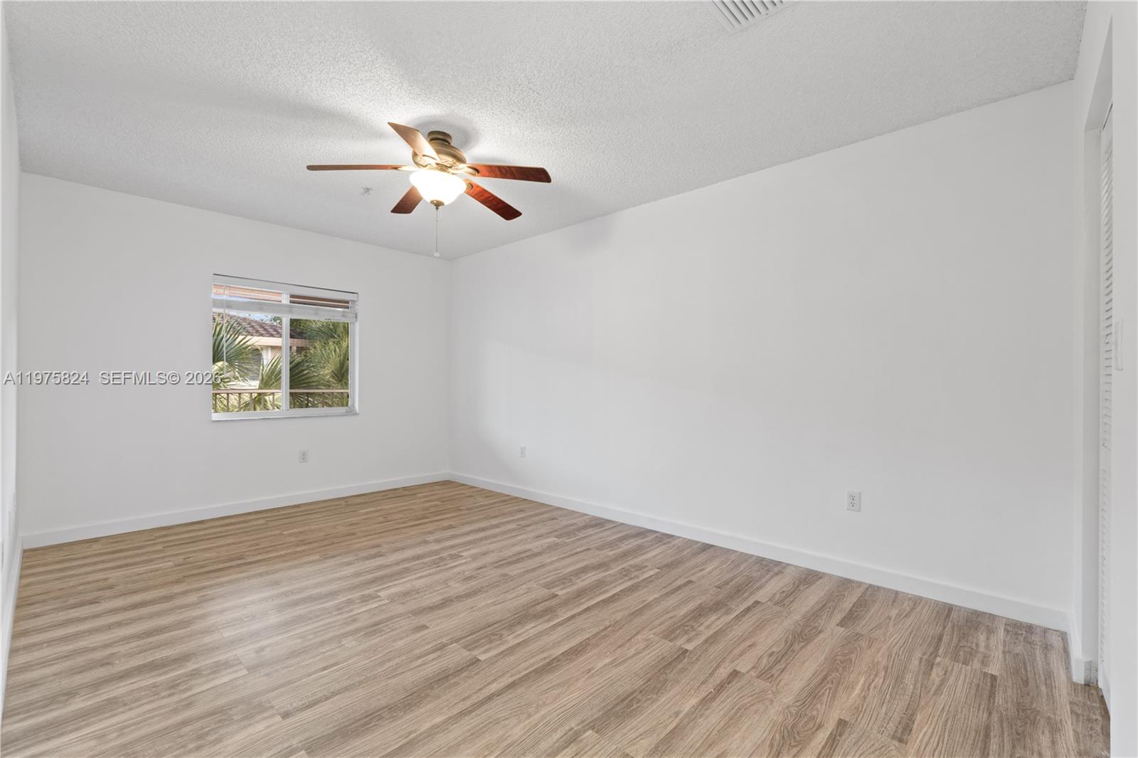 TARA II CONDO - Residential