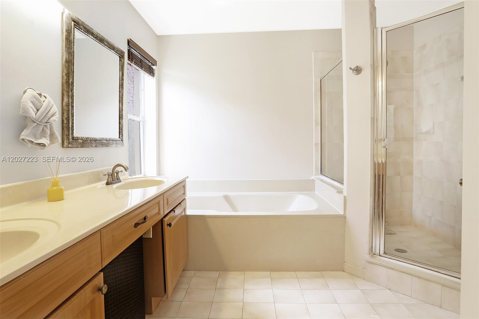 SECTOR 3 - PARCELS C D E - Residential Lease
