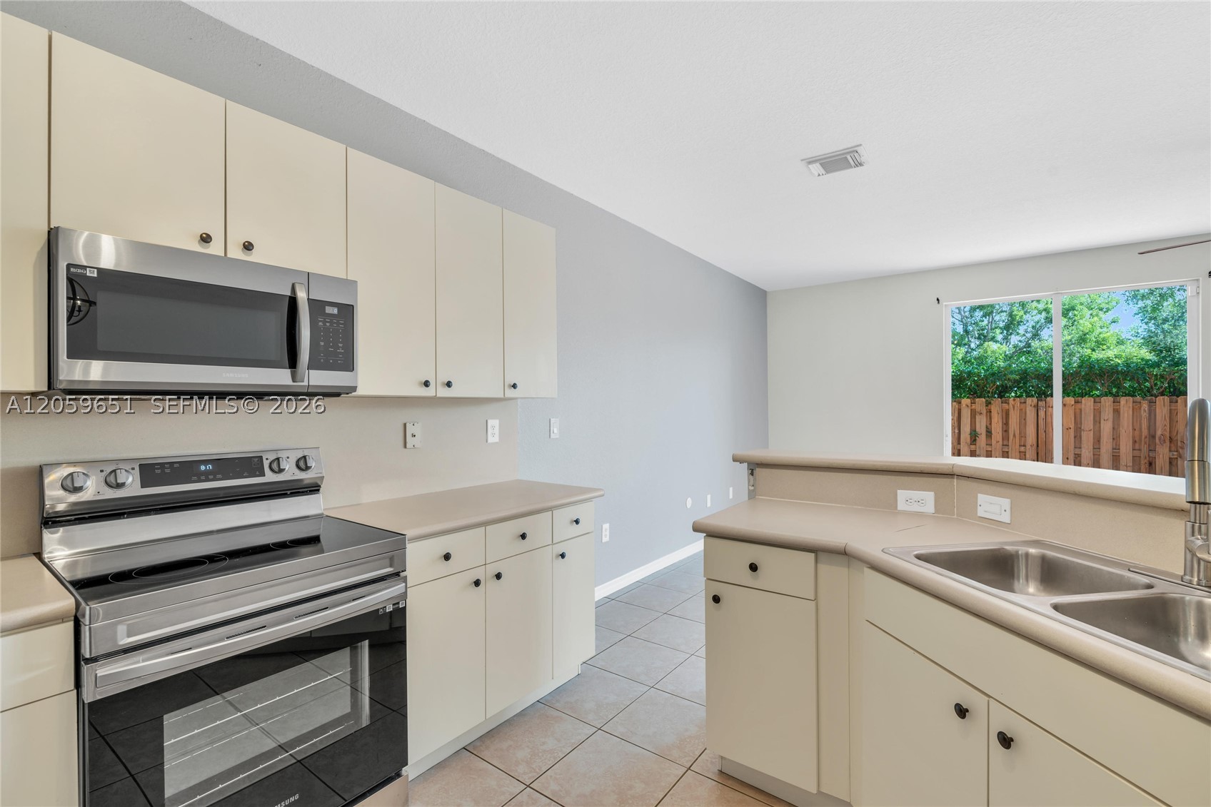KENDALLAND - Residential