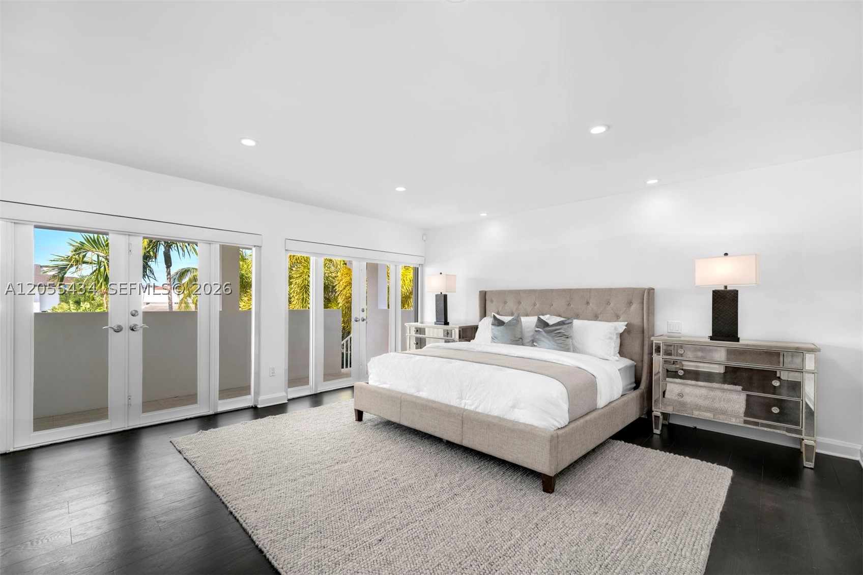 SUNRISE HARBOUR REV PL - Residential