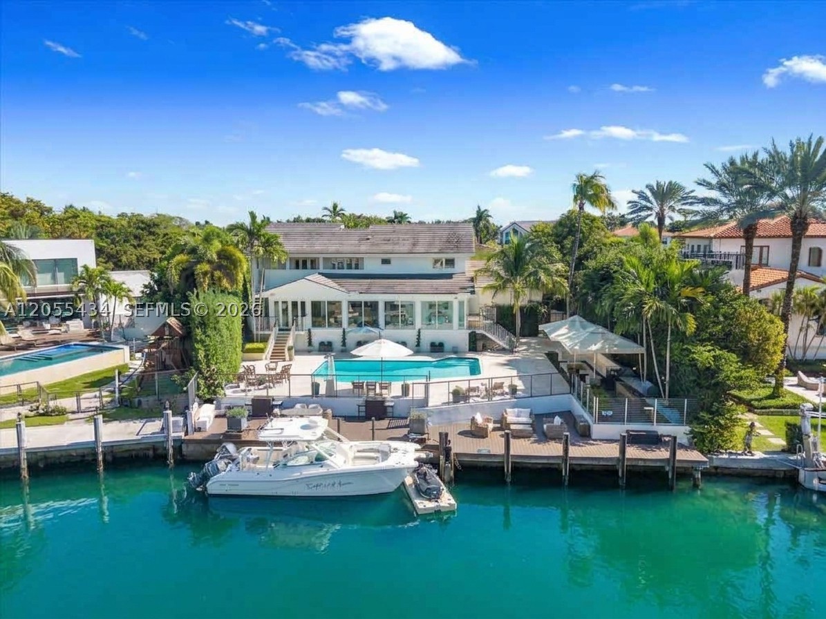 SUNRISE HARBOUR REV PL - Residential