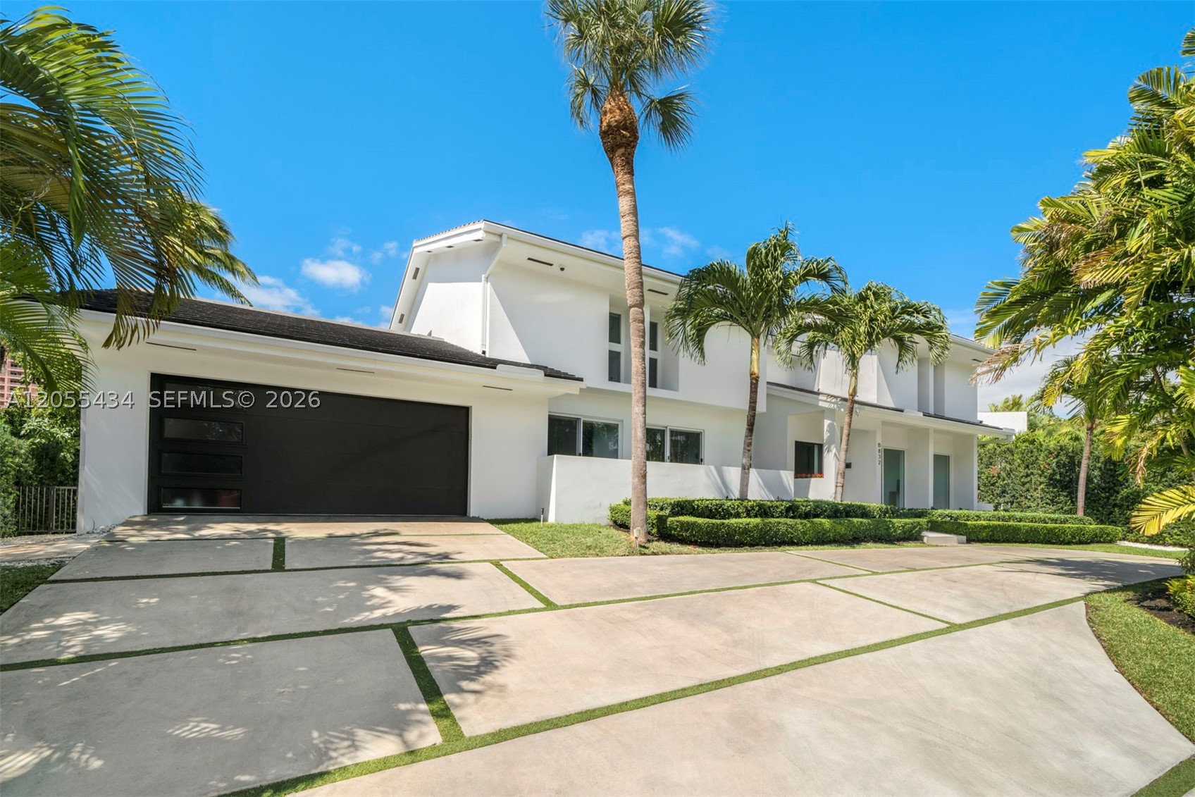 SUNRISE HARBOUR REV PL - Residential