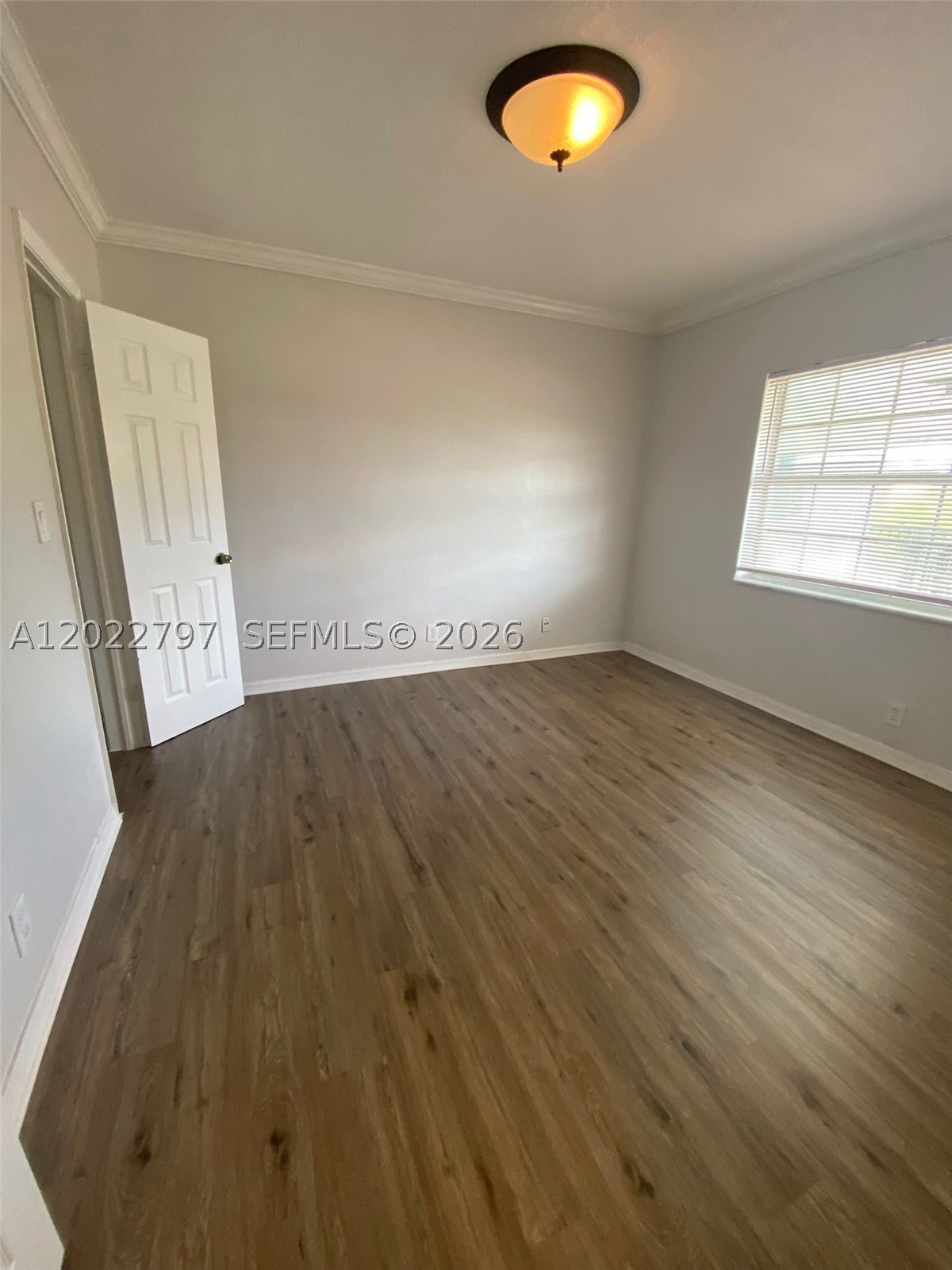 CRYSTAL GREENS CONDO - Residential