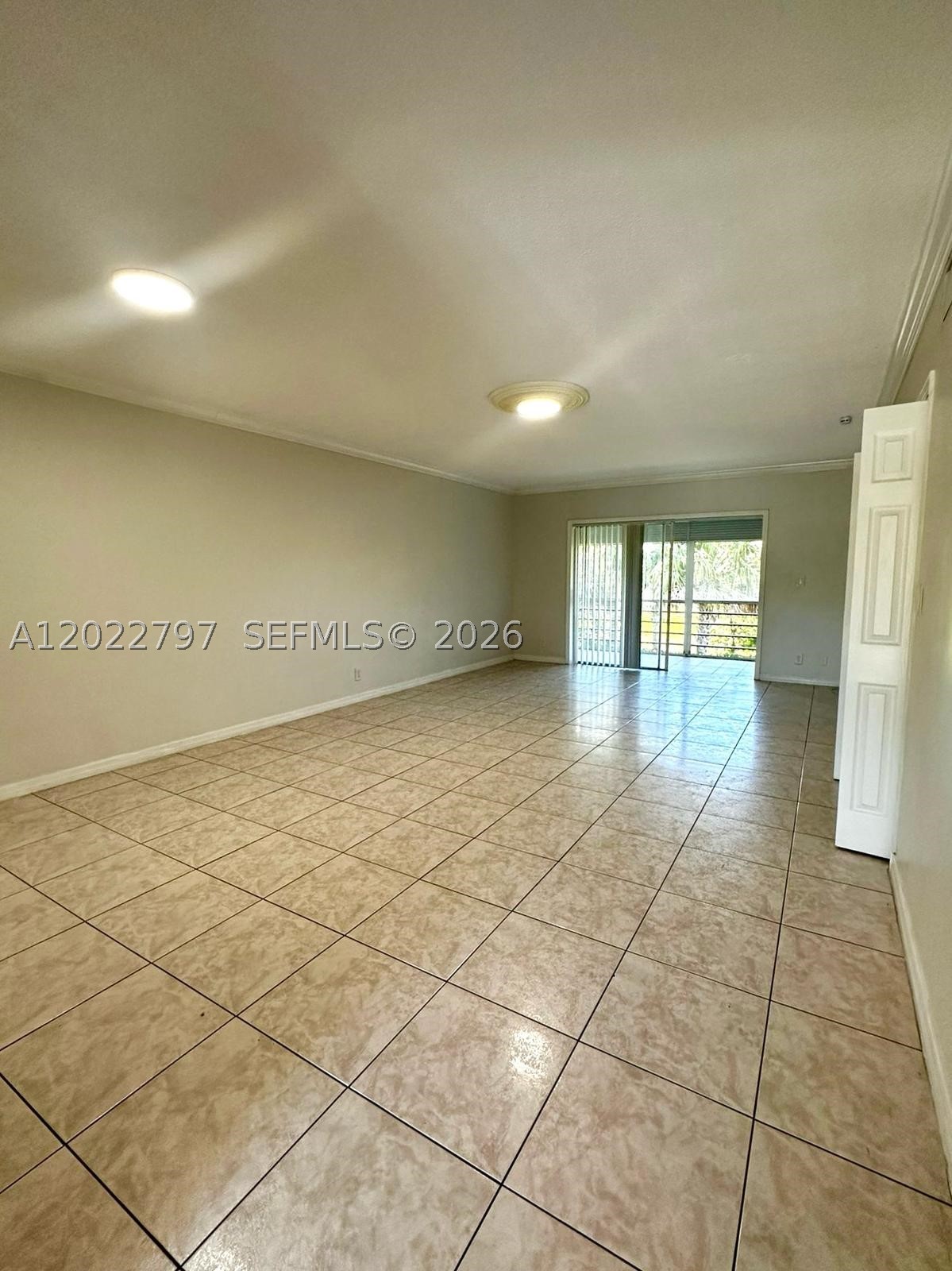 CRYSTAL GREENS CONDO - Residential