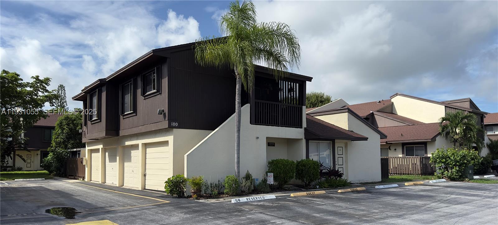 RENOVATED TOWNHOME WITH GARAGE, 1220 SQ FT. THREE BEDROOMS, AND ONE AND A HALF BATHS. KITCHEN OFFERS ESPRESSO CABINETS WITH GRANITE COUNTERTOPS, ISLAND, AND STAINLESS APPLIANCES. TILE THROUGHOUT FIRST FLOOR AND WOOD LAMINATE ON SECOND. SLIDERS OPEN TO A LARGE SCREENED-IN PATIO. ONE CAR GARAGE AND ONE ASSIGNED PARKING SPOT PLUS ADDITIONAL GUEST PARKING.