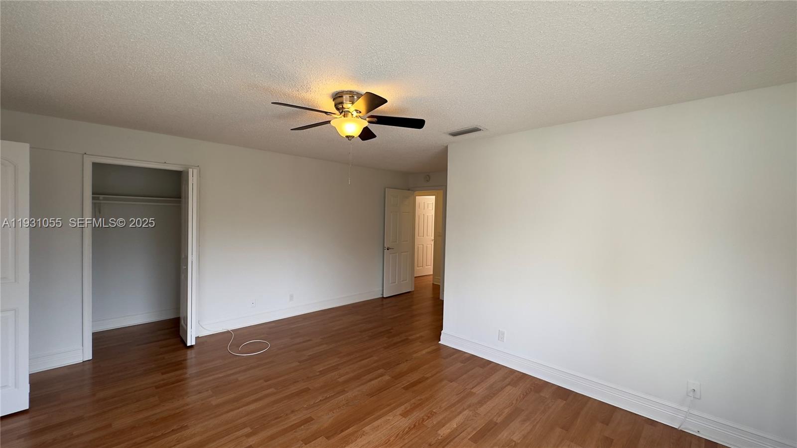 FOREST CONDO - Residential