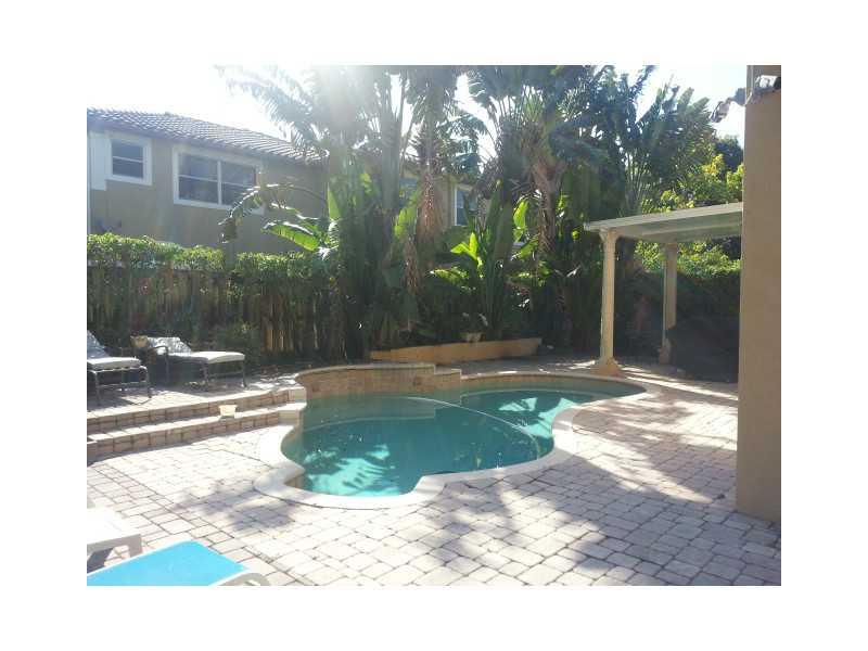 SANTORINI AT VIZCAYA 171- - Residential Lease