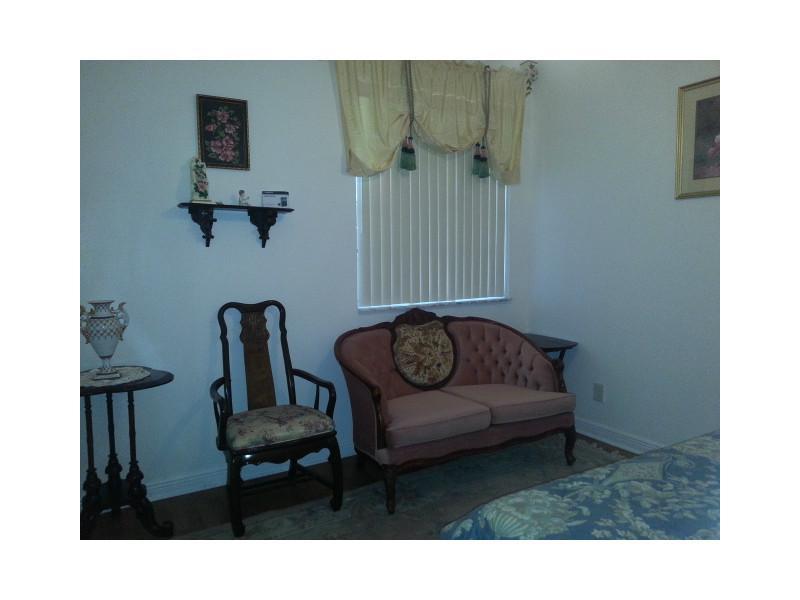 SANTORINI AT VIZCAYA 171- - Residential Lease