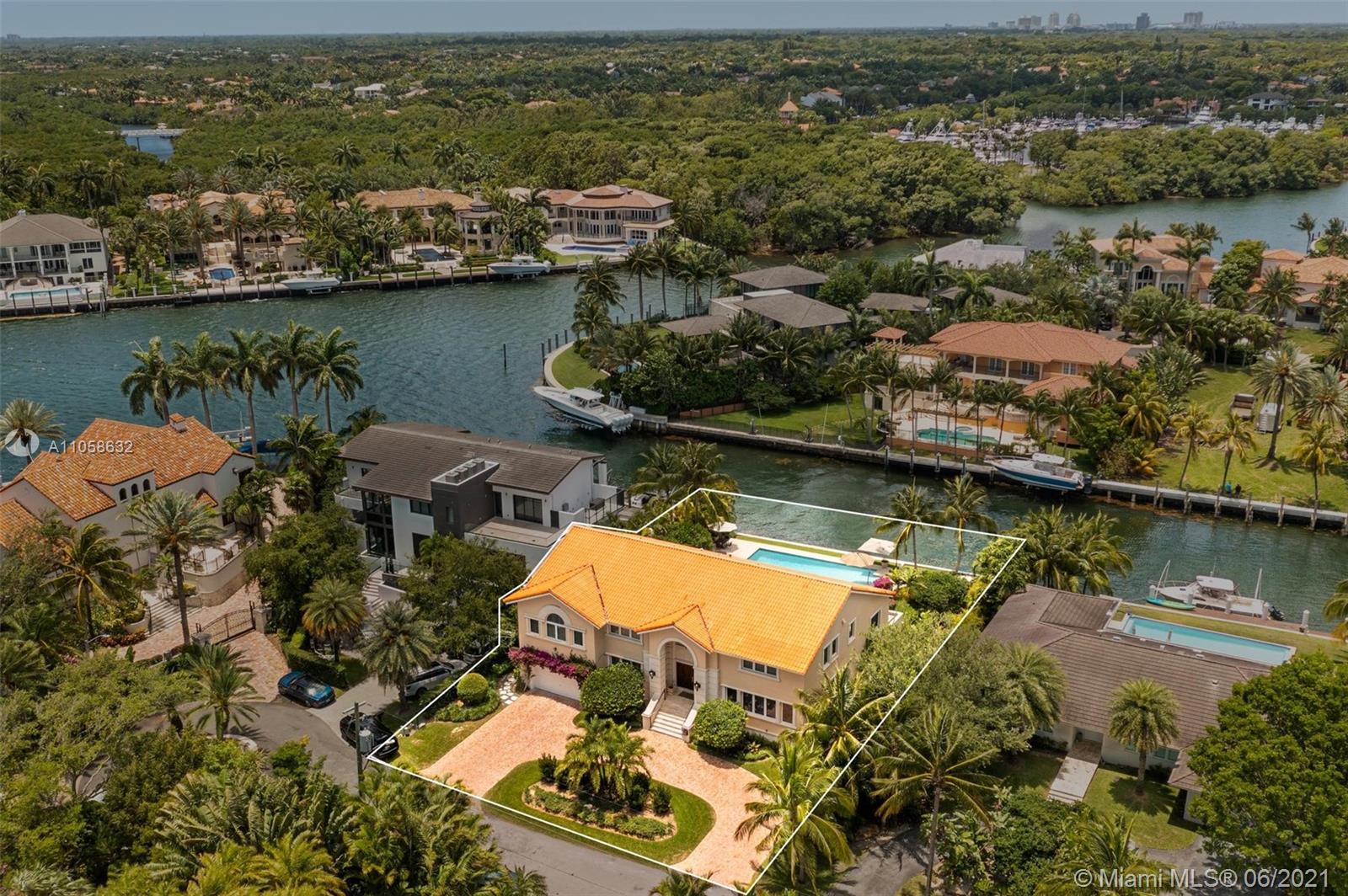 SUNRISE HARBOUR REV PL - Residential