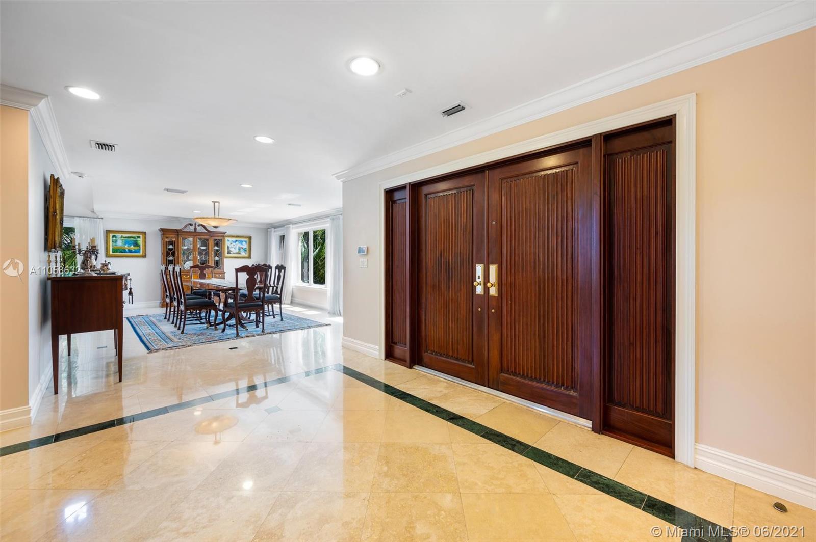 SUNRISE HARBOUR REV PL - Residential