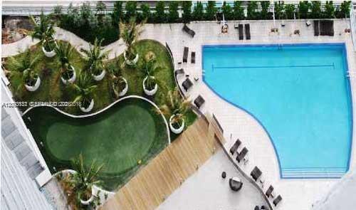 Beautifully furnished and decorate. Fully equipped kitchen. Just bring your toothbrush and enjoy breathtaking views of Biscayne Bay and downtown Miami's skyline from the 43th floor of this beautiful 1/1 plus half bath at Marina Blue. Basic cable provided by the building. INTERNET INCLUDED. Bldg features: sunrise & sunset pools, hot tub & plunge pool, 24-hour security & concierge, valet, business center, gym, yoga/aerobics room, BBQ grills & outdoor dining area, club room, 5-hole putting green & Wi-Fi Internet access throughout the common areas. Walking distance to the AA Arena, the Shops at Bayside, Art Center, PAMM, Frost Museum, tons of restaurants & metro mover. Ready to move in! You can't lost it!! !!!AVAILABLE FOR SHORT TERM (3 MONTH MINIMUN)!!!!. AGENTS PLEASE SEE BROKER REMARKS!! AVAILABLE STARTING MAY 15TH.