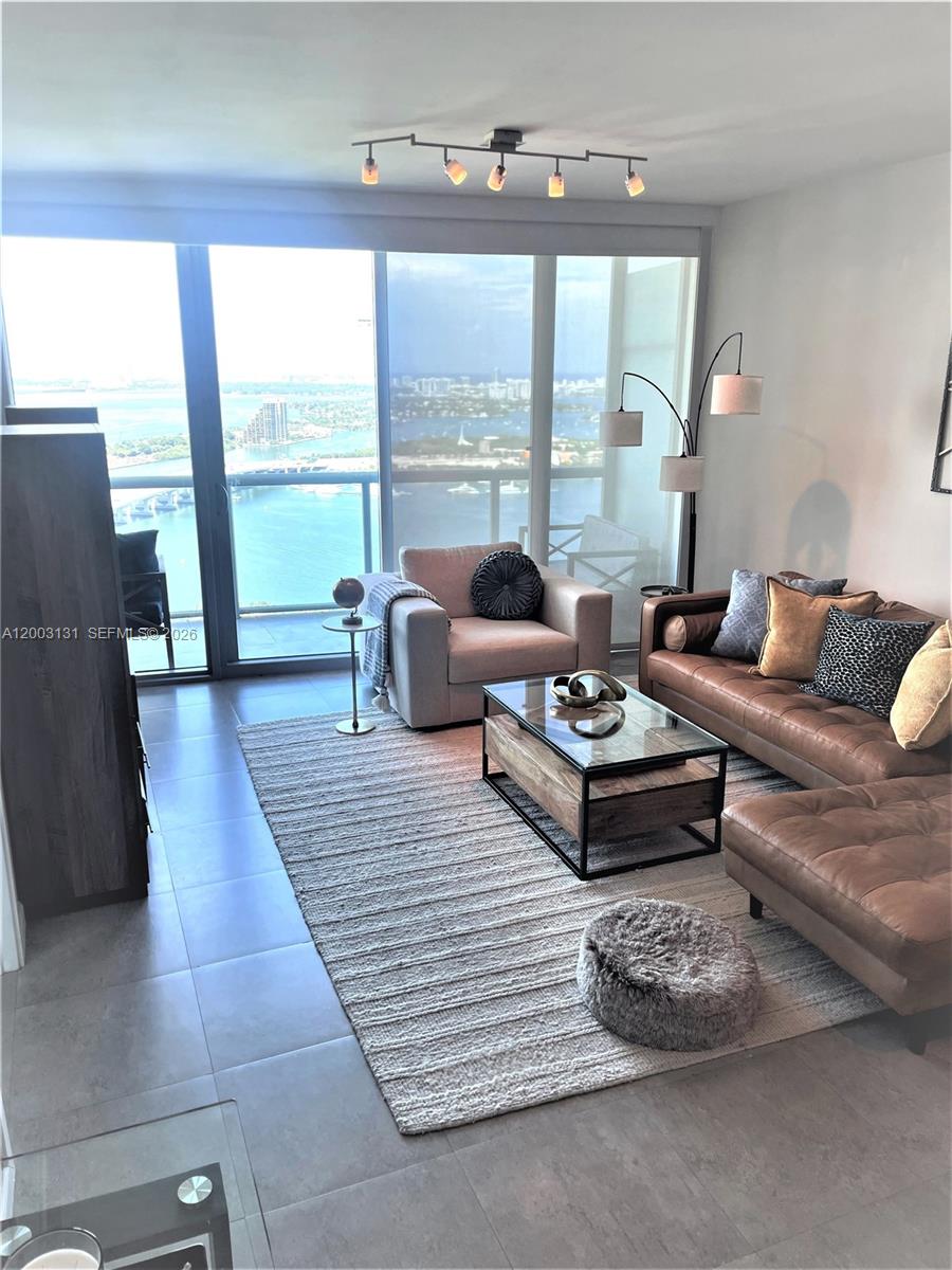 MARINABLUE CONDO - Residential Lease
