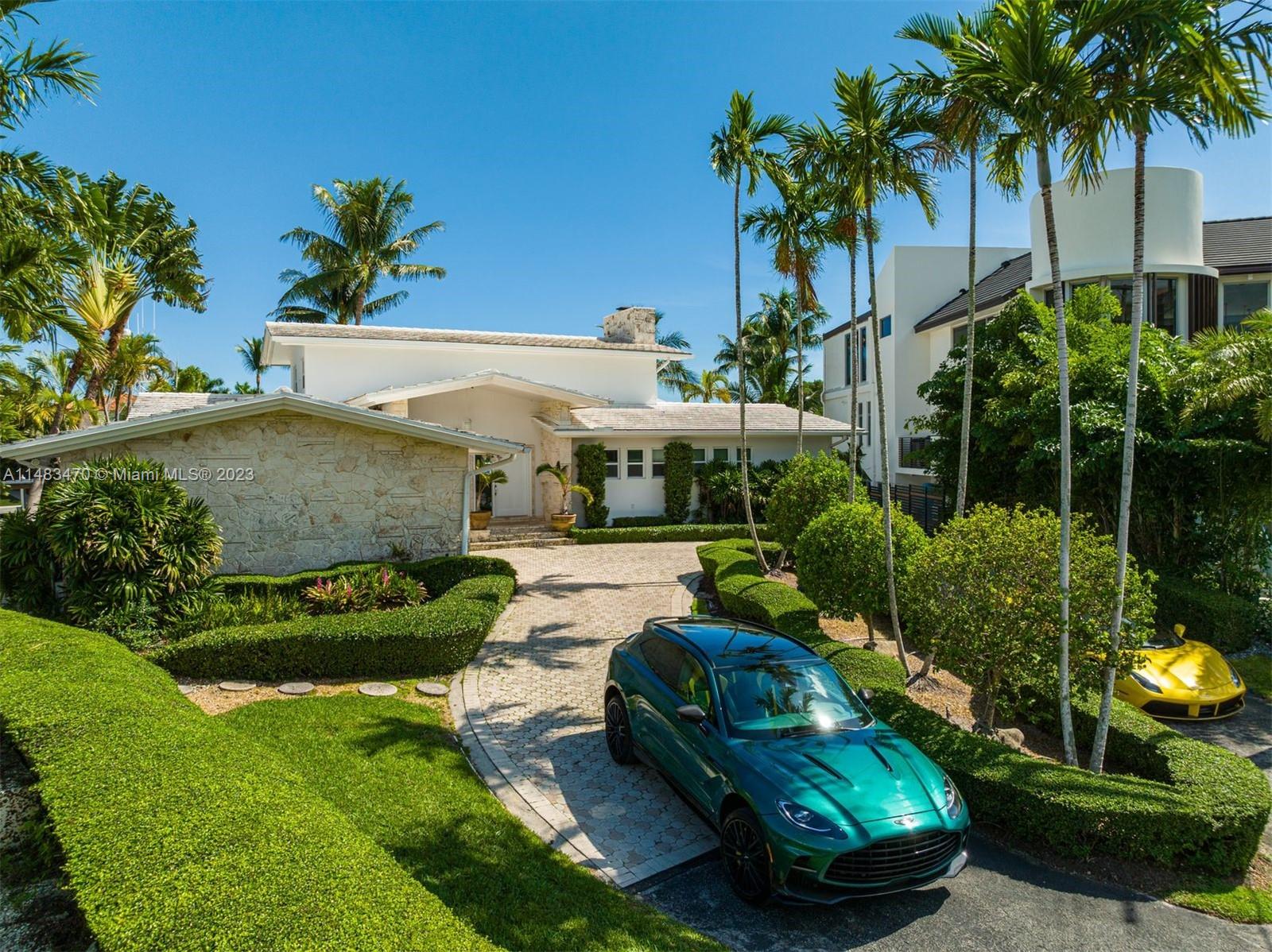SUNRISE HARBOUR REV PL - Residential