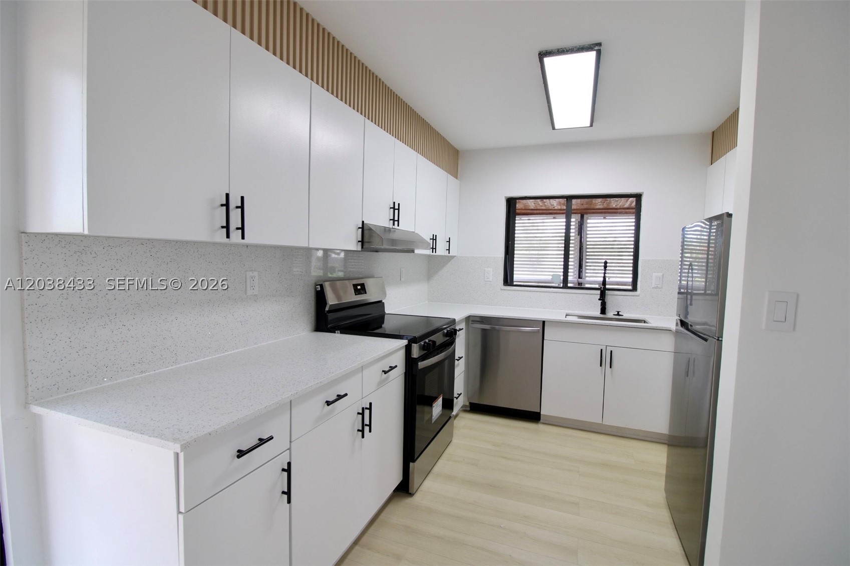 LAKES BY THE BAY SEC 2 - Residential