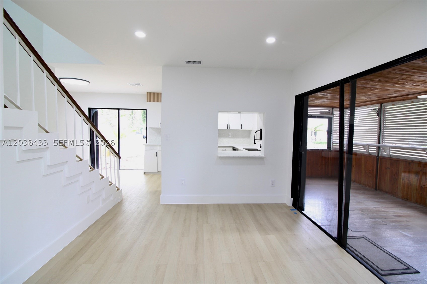 LAKES BY THE BAY SEC 2 - Residential