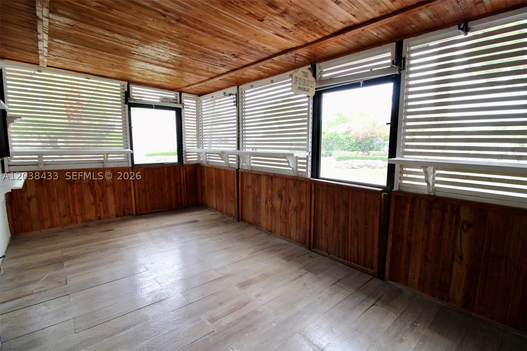 LAKES BY THE BAY SEC 2 - Residential