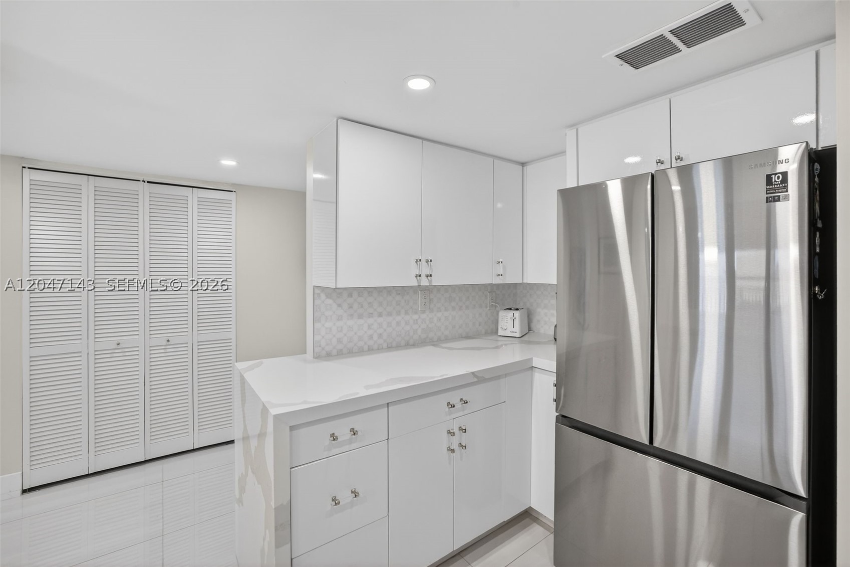 CARLTON TOWER CONDO - Residential