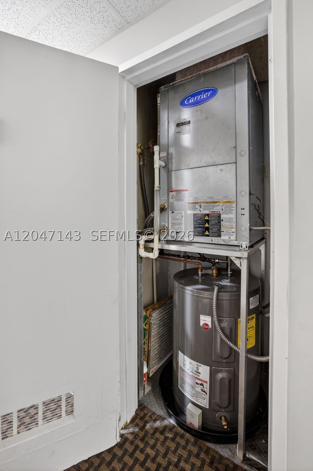 CARLTON TOWER CONDO - Residential