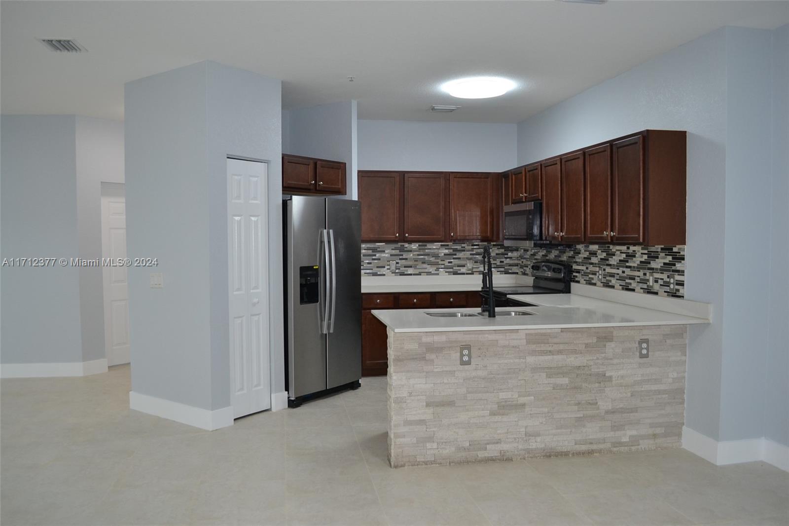 CENTURY PARK WEST - Residential