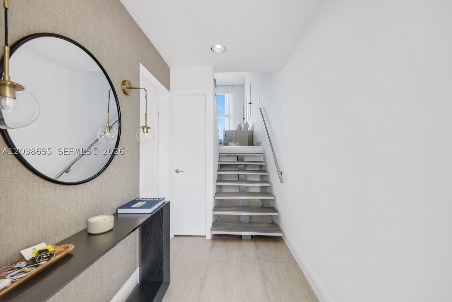 VILLAS ON THE BAY CONDO - Residential