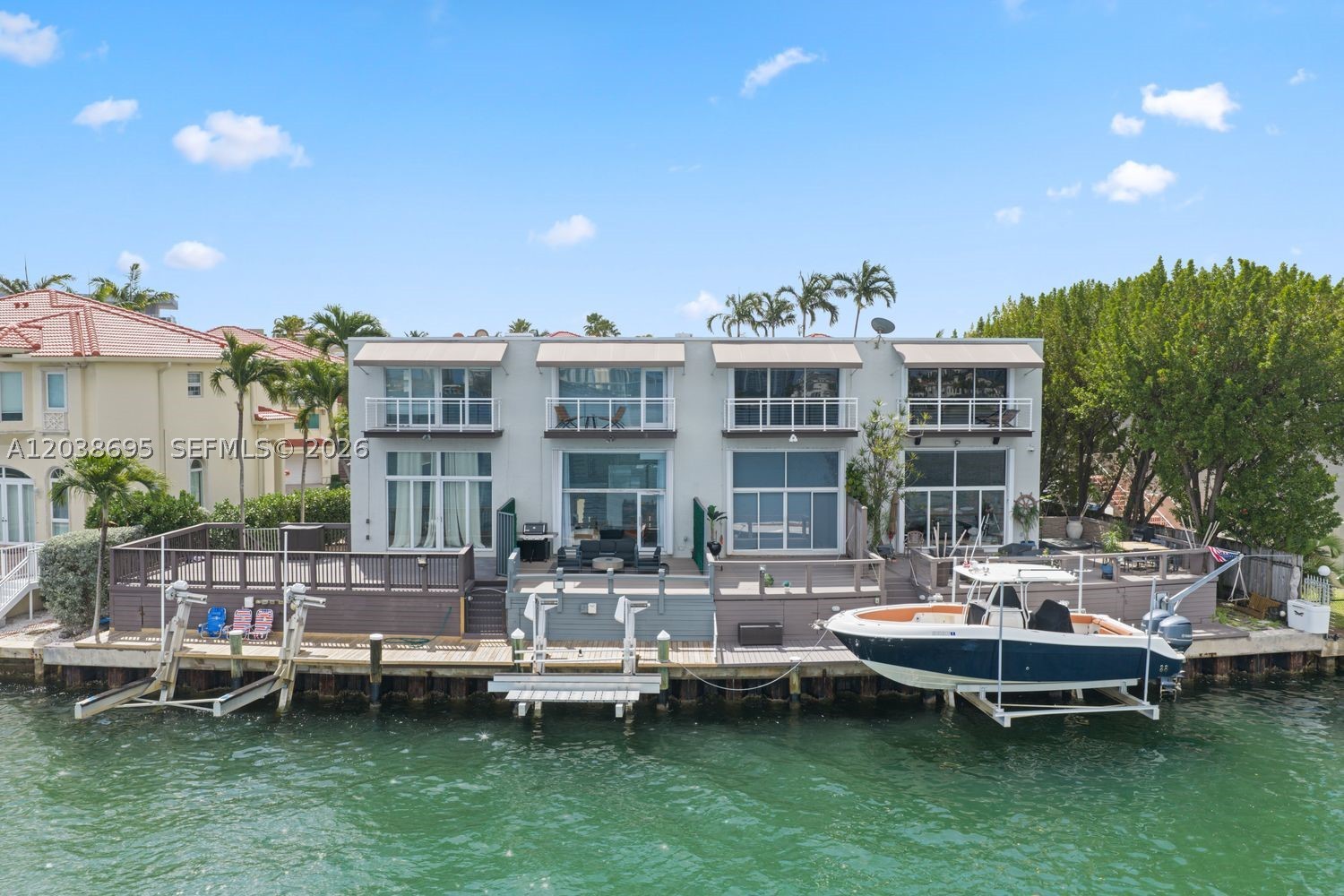 VILLAS ON THE BAY CONDO - Residential