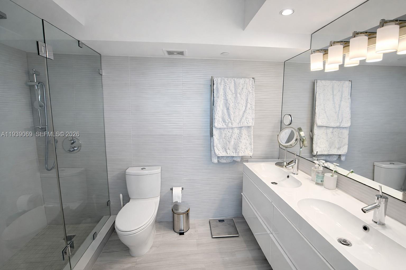 THE GRANDVIEW CONDO - Residential