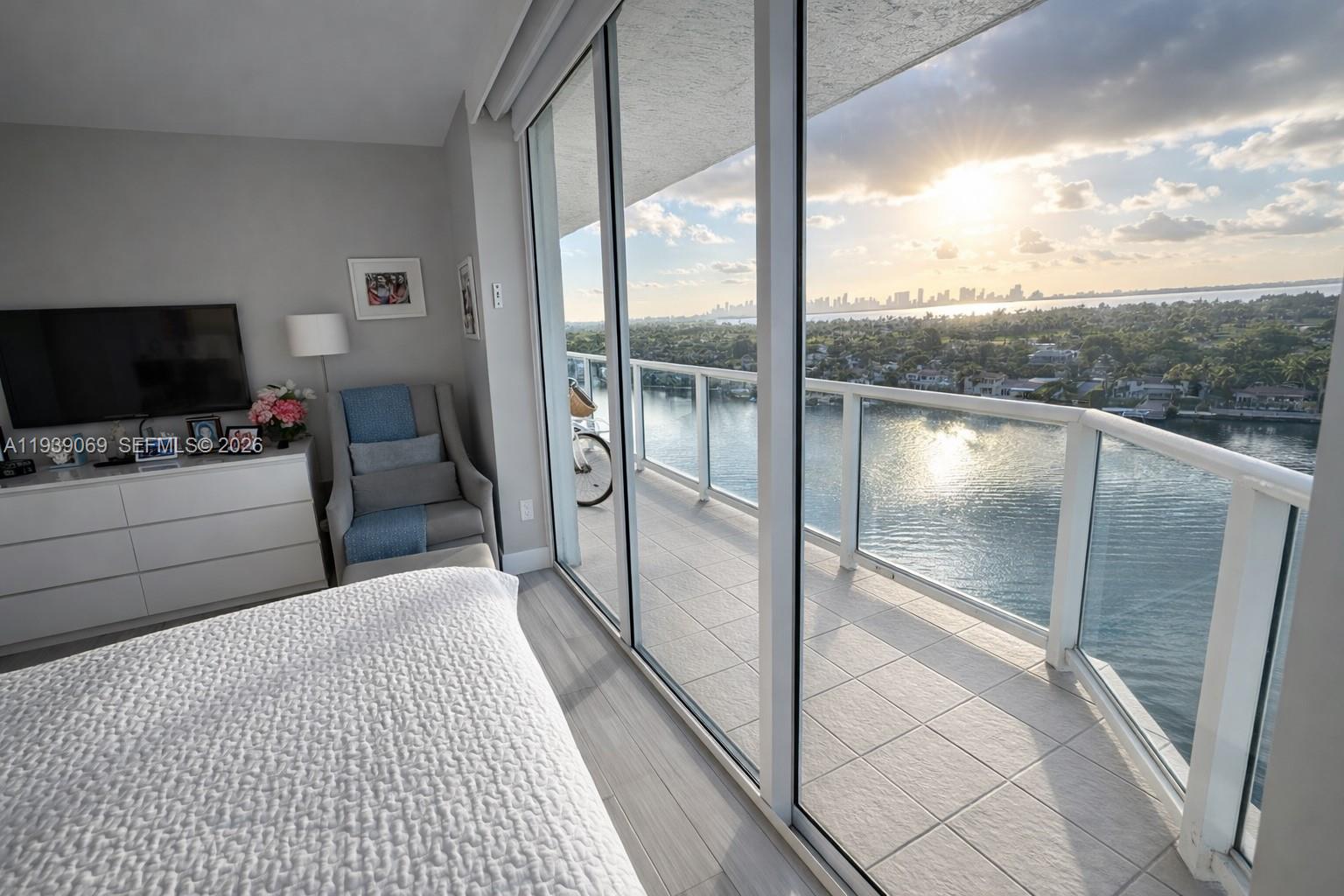 THE GRANDVIEW CONDO - Residential