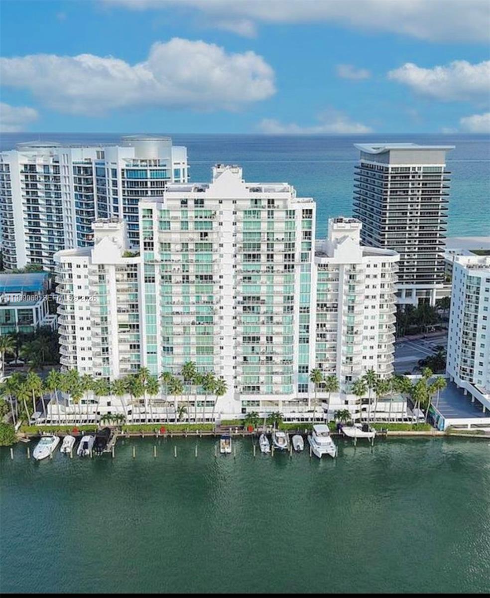 THE GRANDVIEW CONDO - Residential